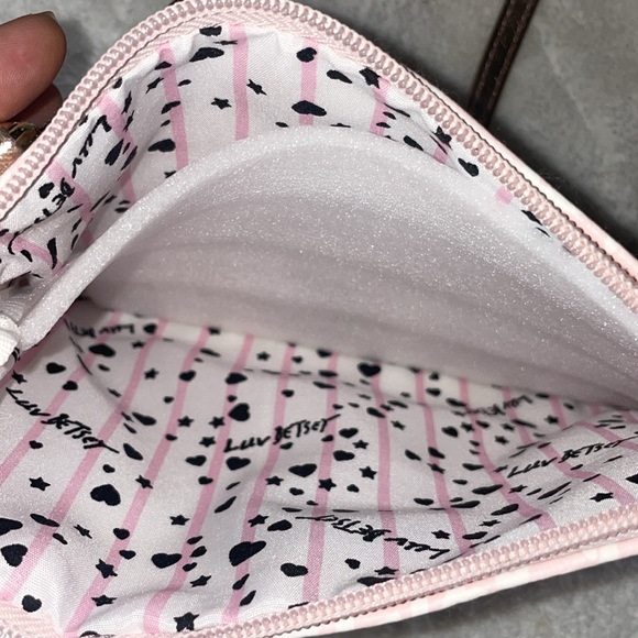 Luv Betsy purse - Picture 4 of 9